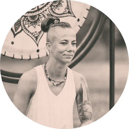 Jolanta Szyndler-Linette podczas koncertu relaksacyjnego